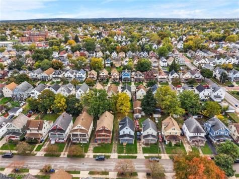 4001 Henritze Avenue Cleveland OH 44109