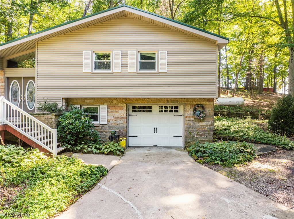 29556 Township Road 209 Coshocton OH 43812