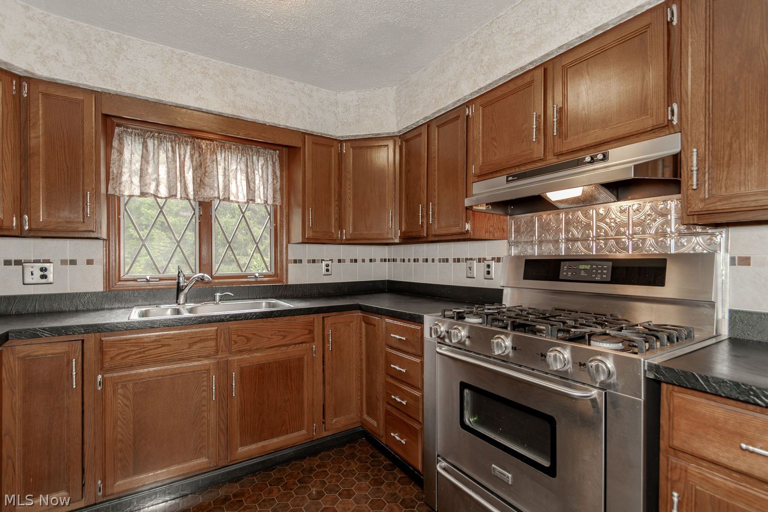 1817 Stumpville Road Jefferson OH 44047