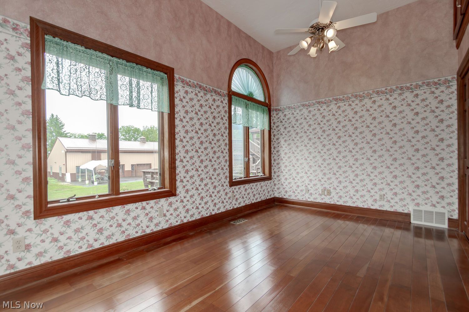 1817 Stumpville Road Jefferson OH 44047
