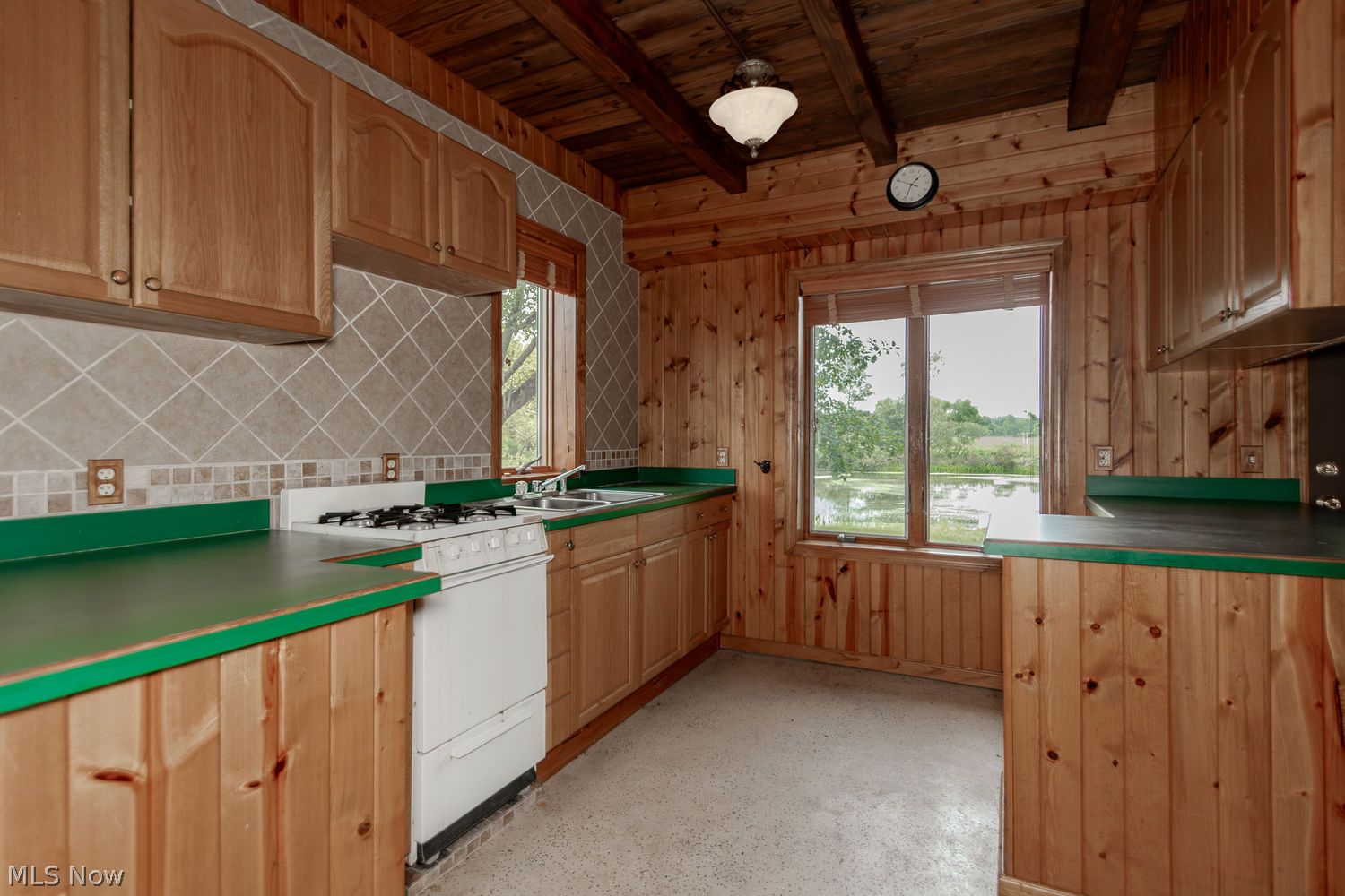 1817 Stumpville Road Jefferson OH 44047