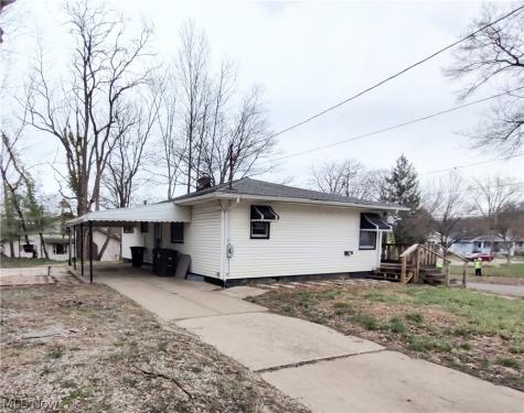 600 Eastland Avenue Akron OH 44305