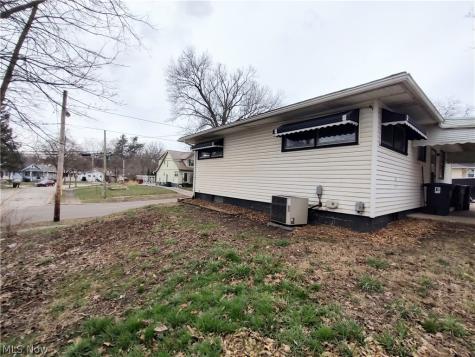 600 Eastland Avenue Akron OH 44305