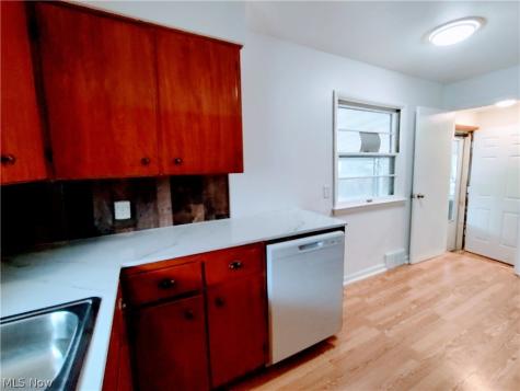 600 Eastland Avenue Akron OH 44305