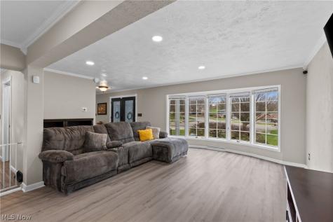 504 Greenbrier Court Steubenville OH 43953