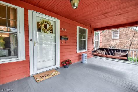 1220 Yellowstone Road Cleveland Heights OH 44121