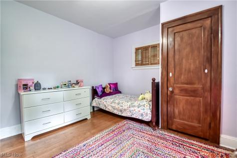1220 Yellowstone Road Cleveland Heights OH 44121