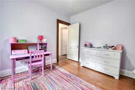 1220 Yellowstone Road Cleveland Heights OH 44121