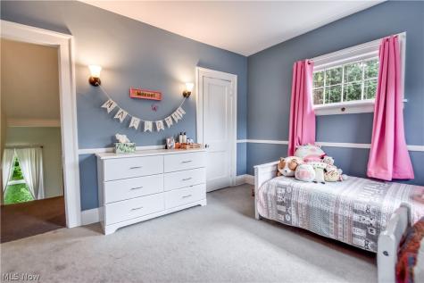 1220 Yellowstone Road Cleveland Heights OH 44121
