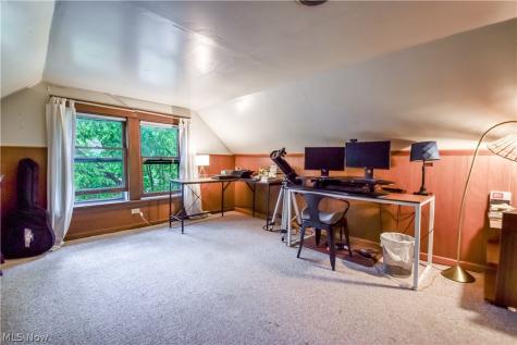 1220 Yellowstone Road Cleveland Heights OH 44121