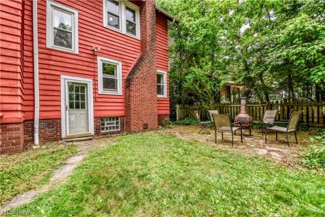 1220 Yellowstone Road Cleveland Heights OH 44121
