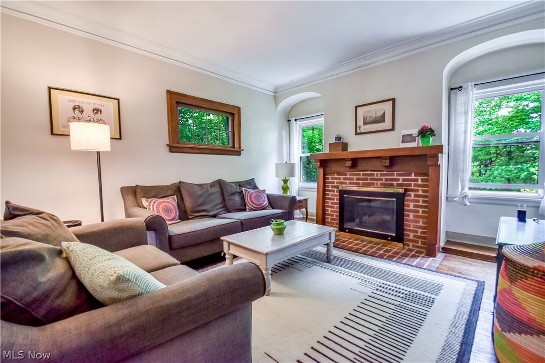 1220 Yellowstone Road Cleveland Heights OH 44121