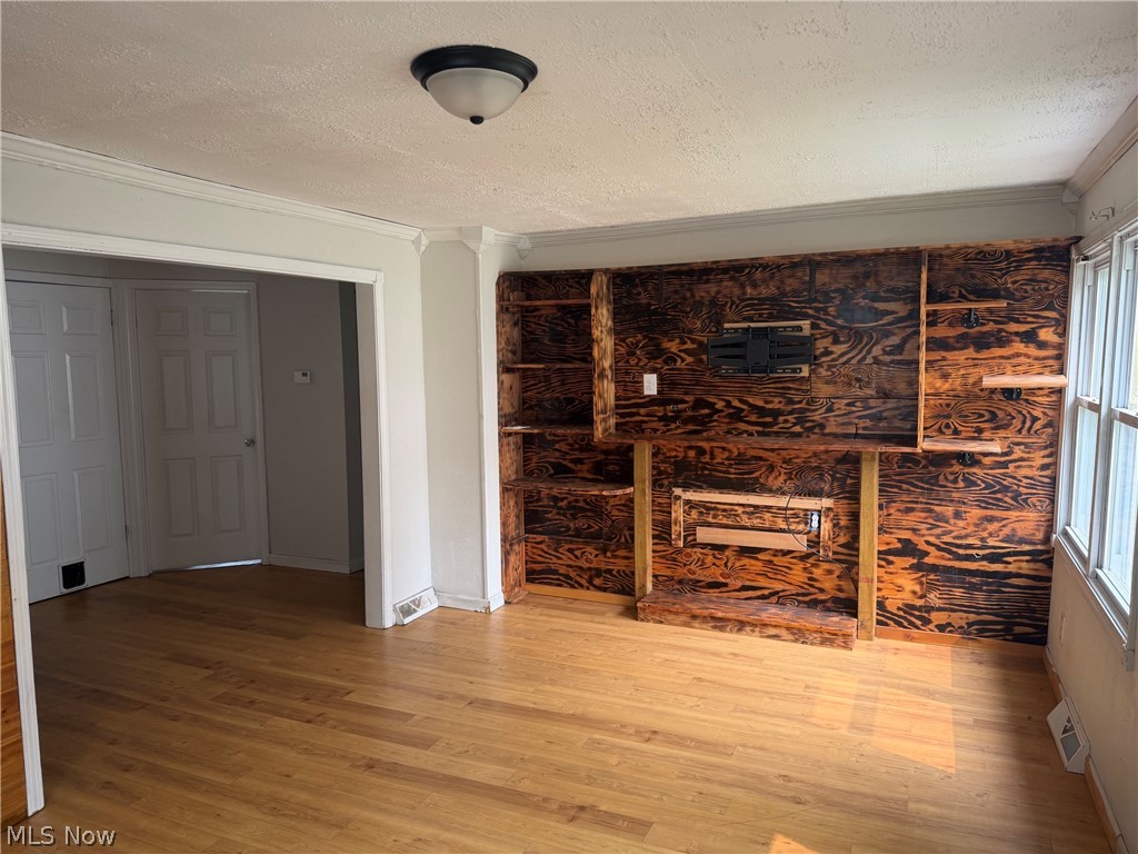 4966 Collins Drive Newton Falls OH 44444