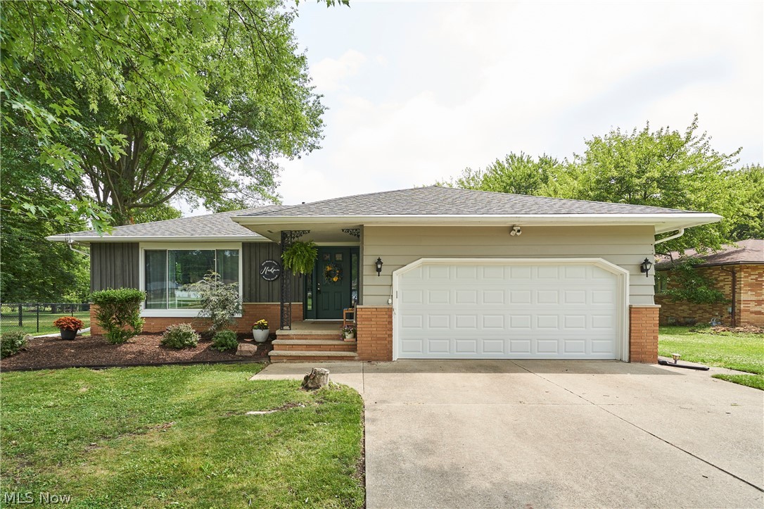 8223 Wesley Drive Strongsville OH 44136