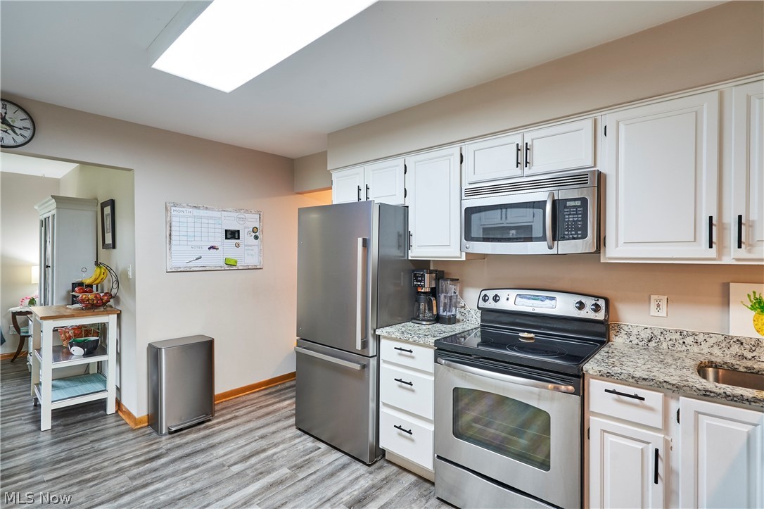8223 Wesley Drive Strongsville OH 44136