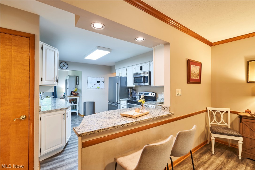 8223 Wesley Drive Strongsville OH 44136