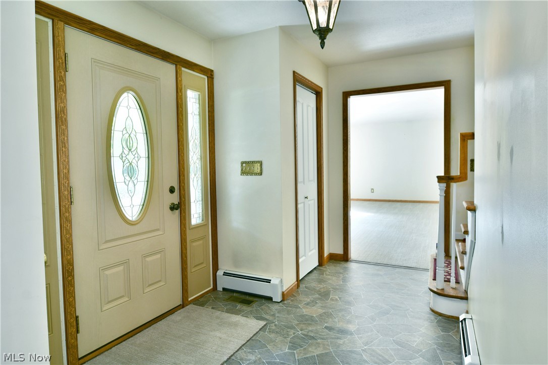211 Fox Run Cortland OH 44410