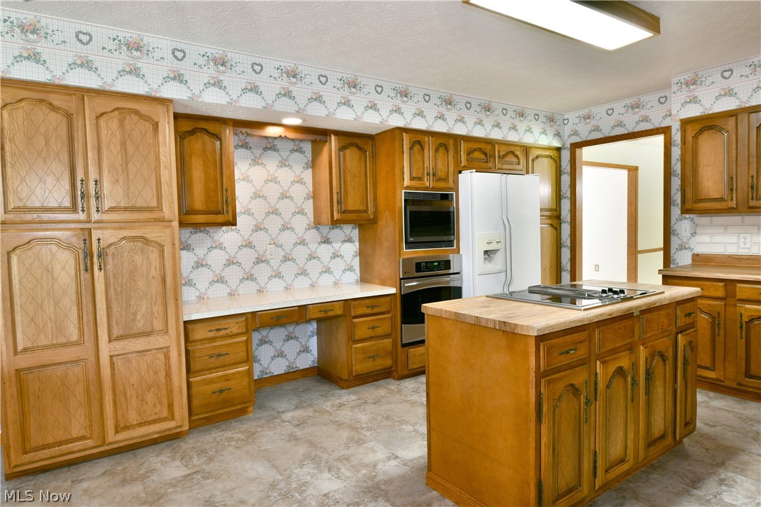211 Fox Run Cortland OH 44410