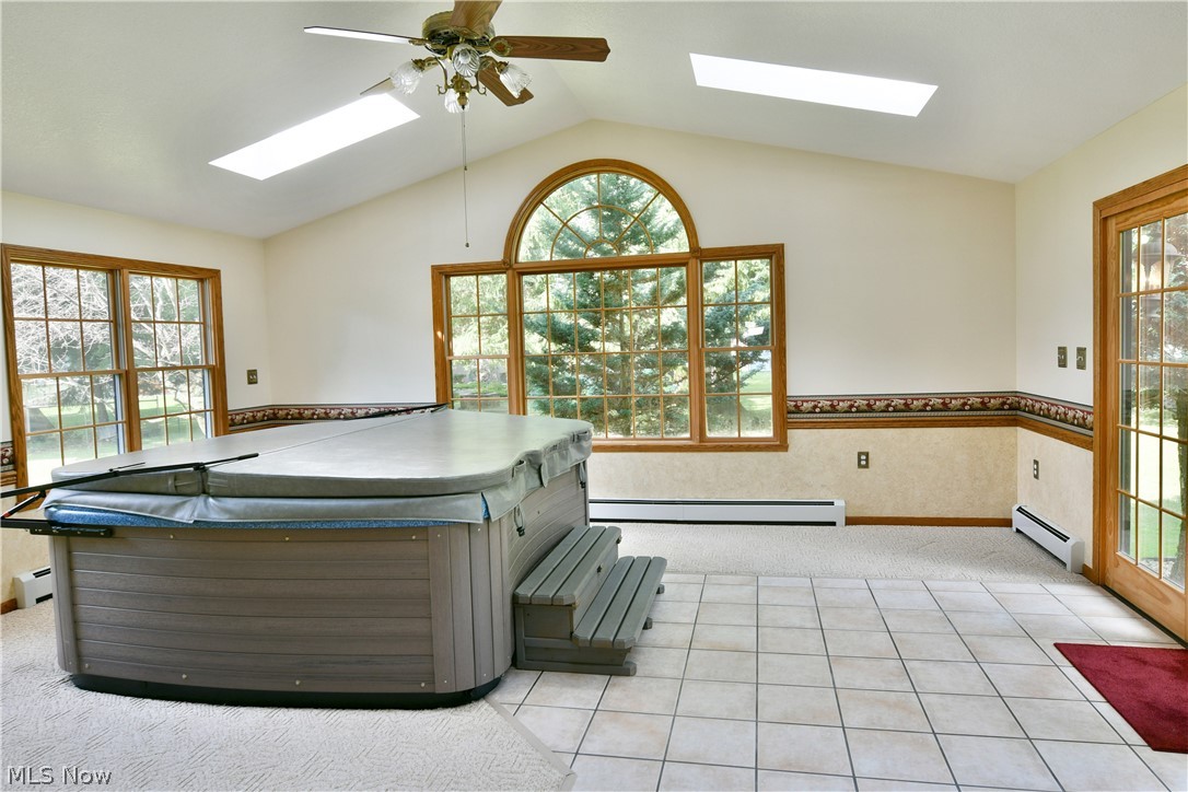 211 Fox Run Cortland OH 44410