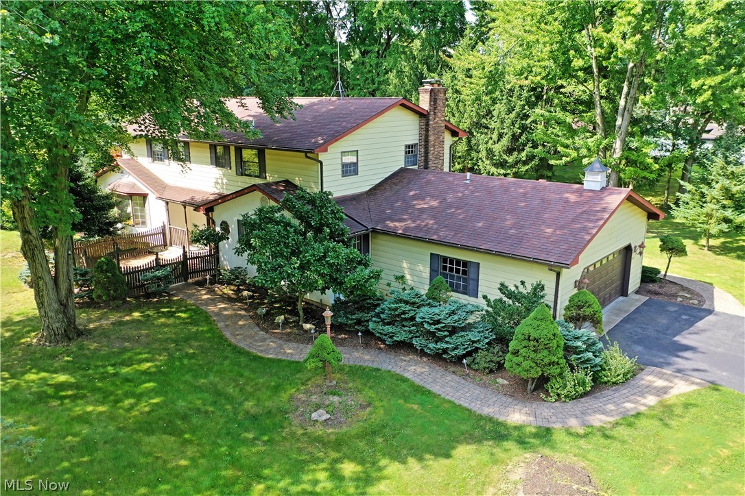 211 Fox Run Cortland OH 44410