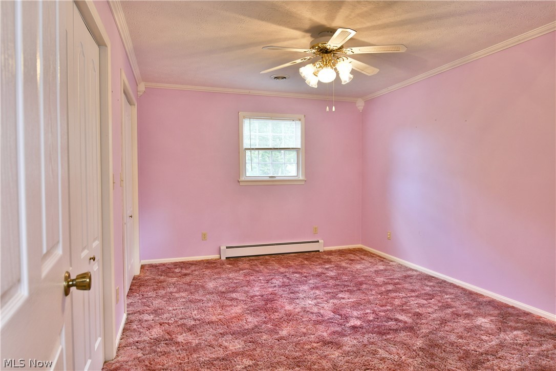 211 Fox Run Cortland OH 44410