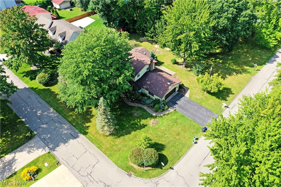211 Fox Run Cortland OH 44410