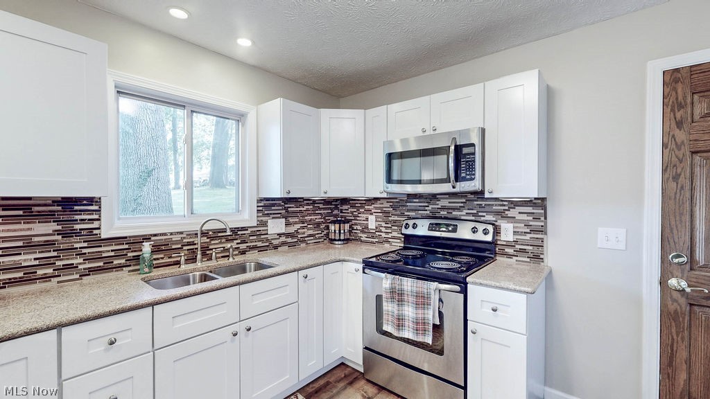 2045 Howard Street NE Hartville OH 44632