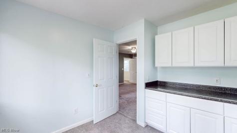 2045 Howard Street NE Hartville OH 44632