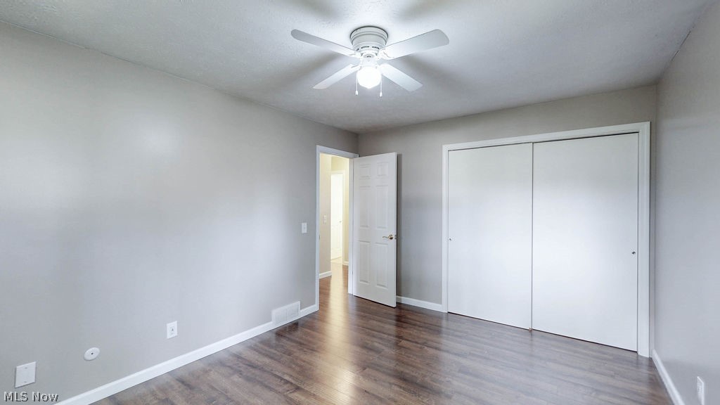 2045 Howard Street NE Hartville OH 44632