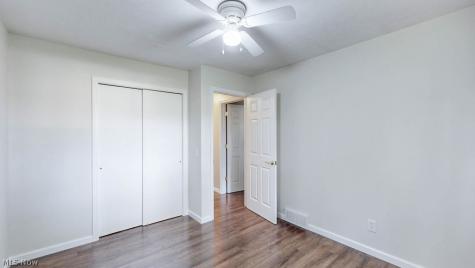 2045 Howard Street NE Hartville OH 44632