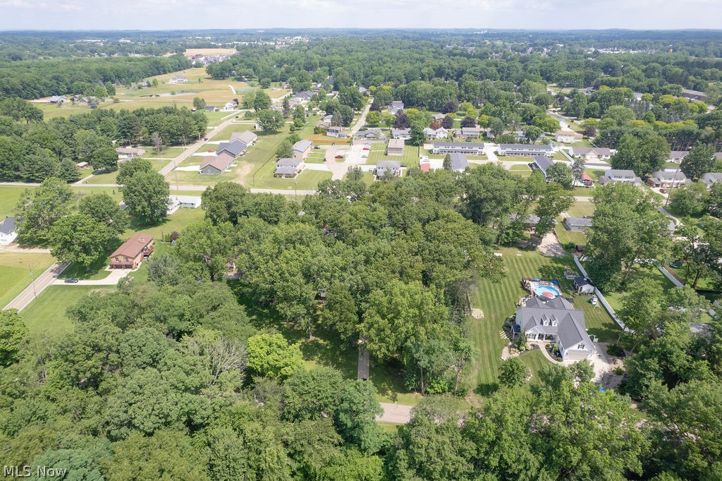 2045 Howard Street NE Hartville OH 44632