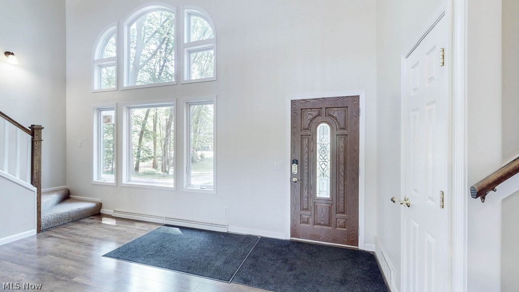 2045 Howard Street NE Hartville OH 44632