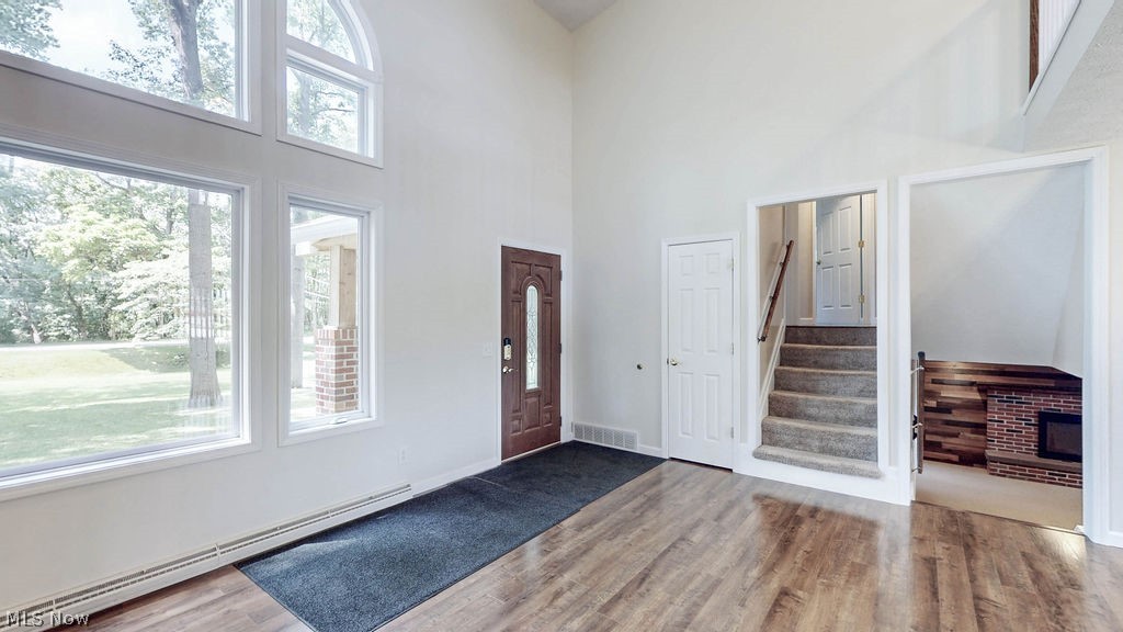 2045 Howard Street NE Hartville OH 44632