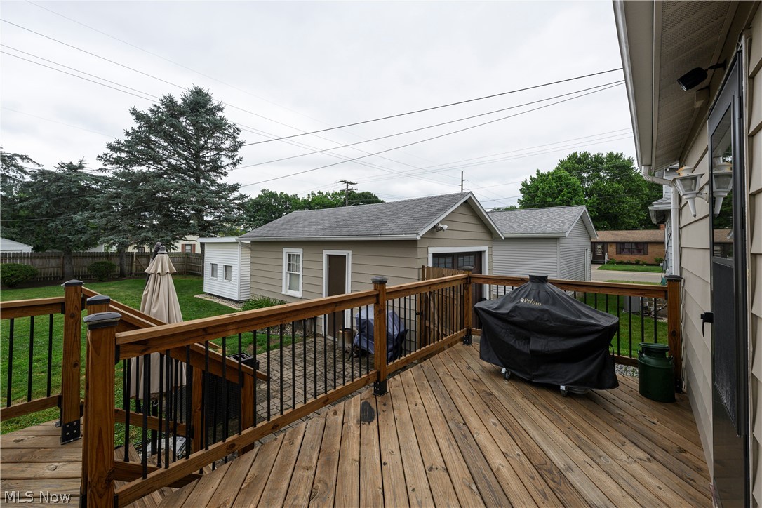 1428 Chestnut Street Dover OH 44622