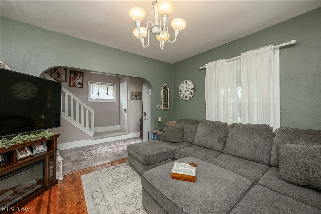 1428 Chestnut Street Dover OH 44622