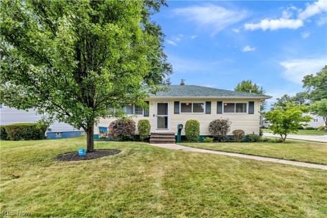 18002 Merece Drive Brook Park OH 44142