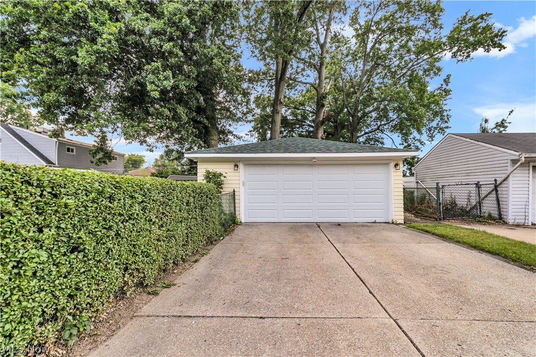 18002 Merece Drive Brook Park OH 44142