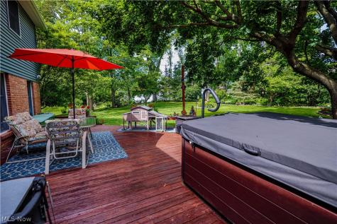 2337 Reno Drive Louisville OH 44641