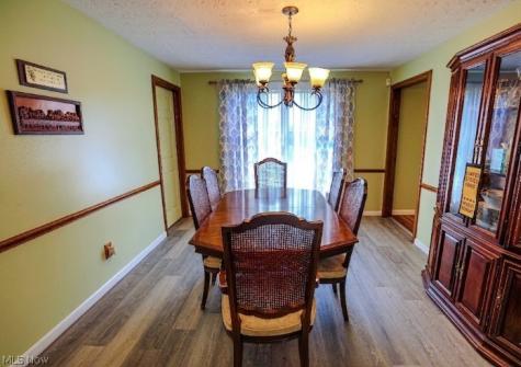 2337 Reno Drive Louisville OH 44641