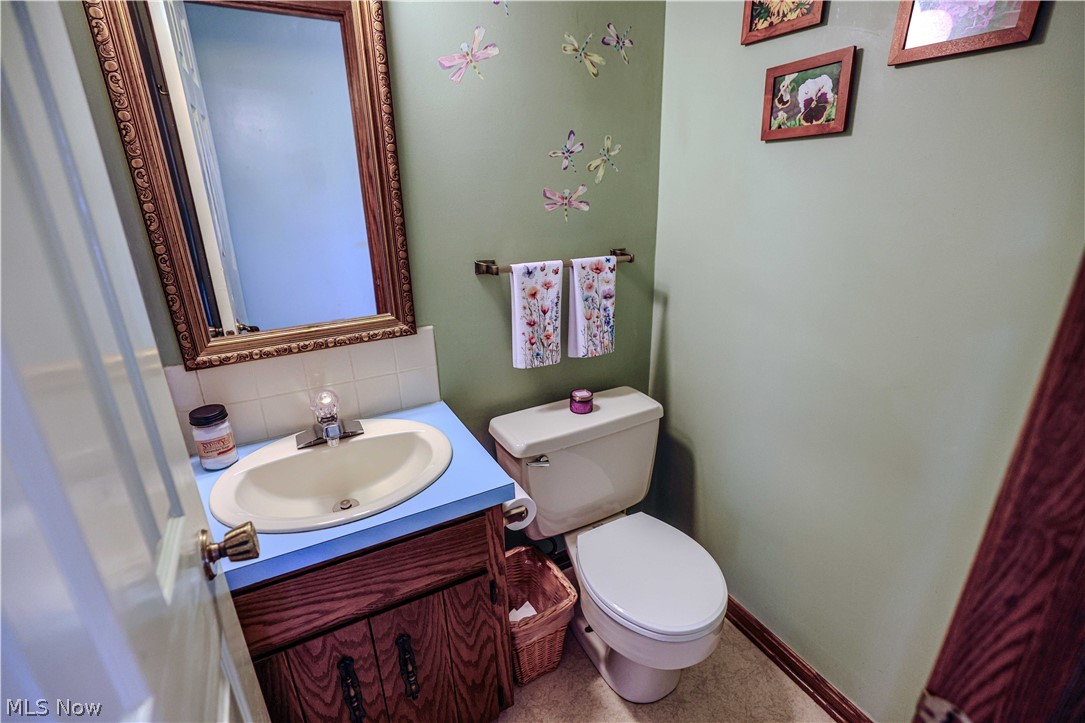 2337 Reno Drive Louisville OH 44641