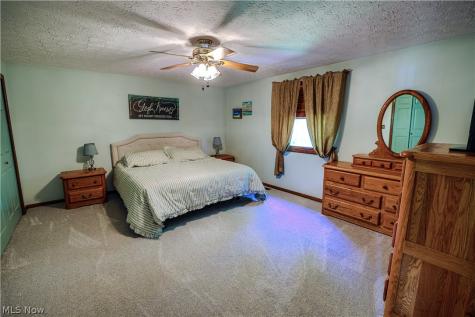 2337 Reno Drive Louisville OH 44641