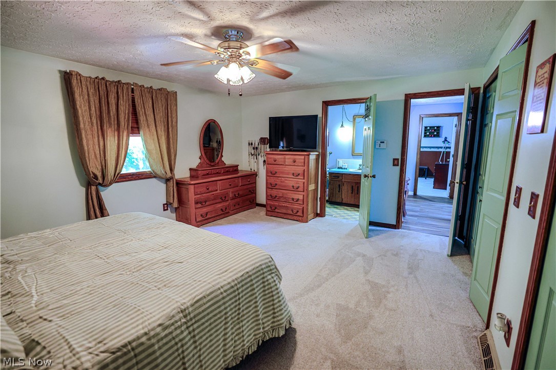 2337 Reno Drive Louisville OH 44641