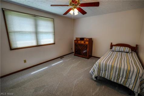 2337 Reno Drive Louisville OH 44641
