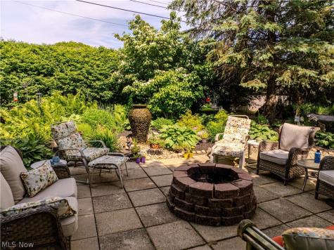 2337 Reno Drive Louisville OH 44641