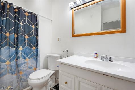 1036 Derbydale Road Akron OH 44306