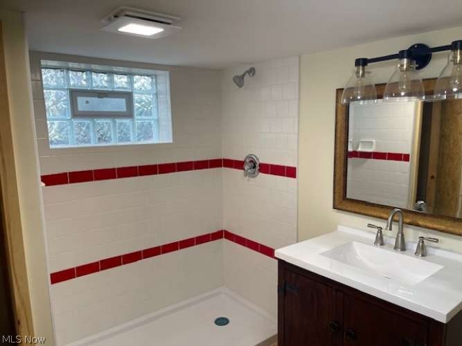1396 Madison Avenue Lorain OH 44053