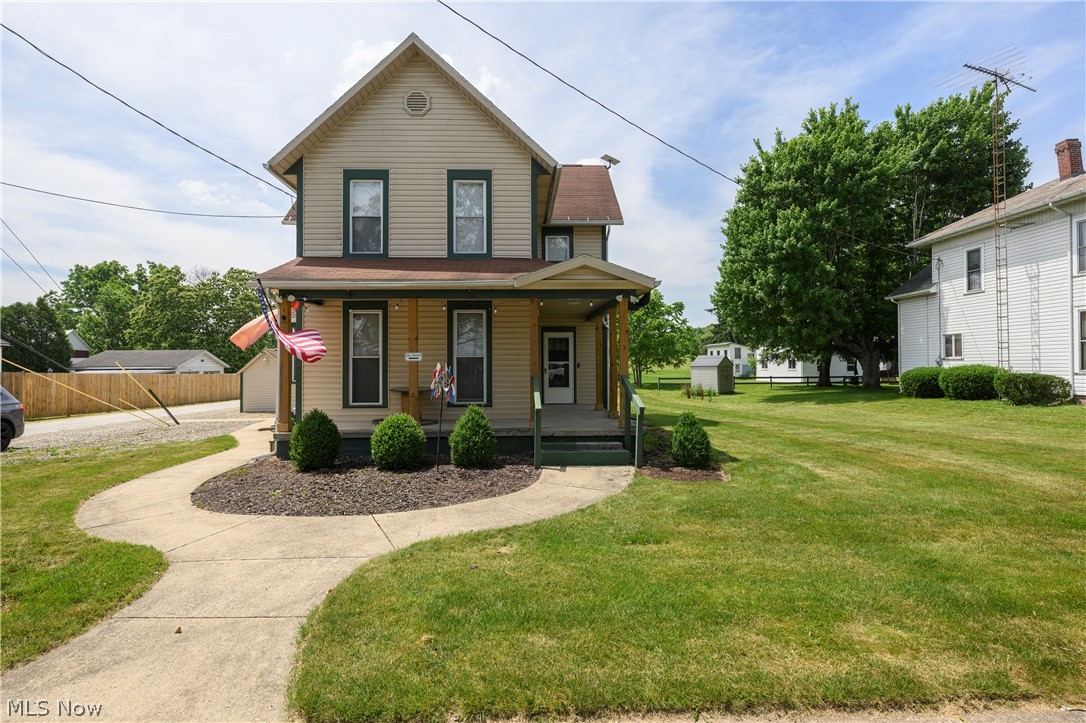 372 Park Avenue SW Bolivar OH 44612