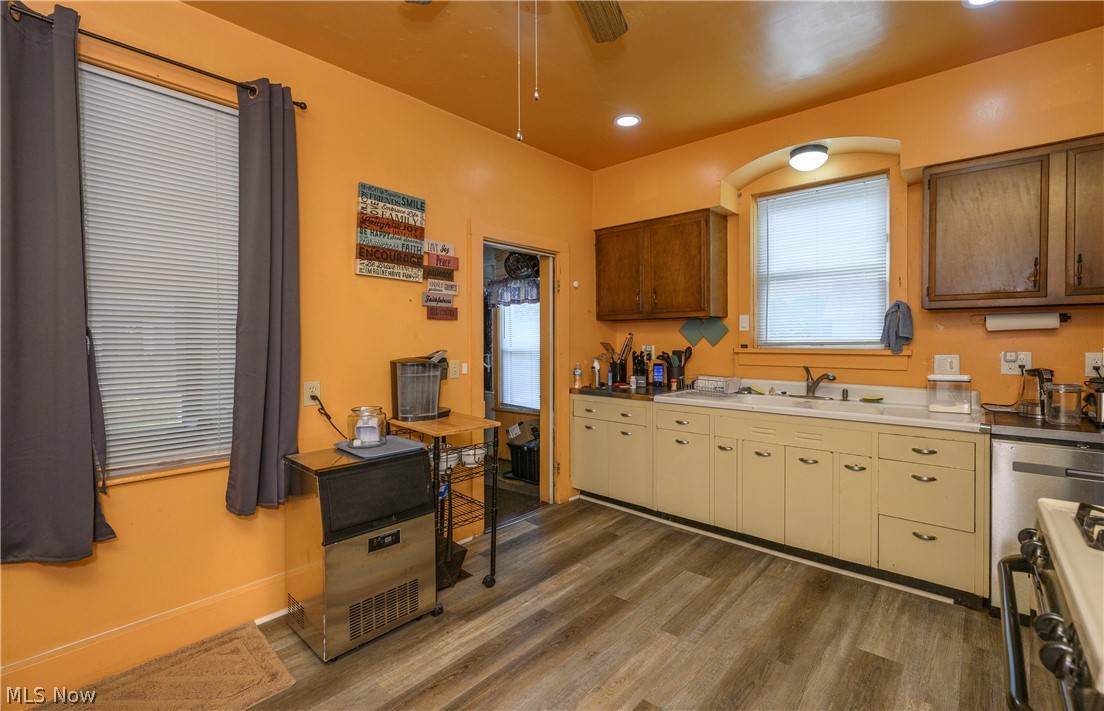 372 Park Avenue SW Bolivar OH 44612