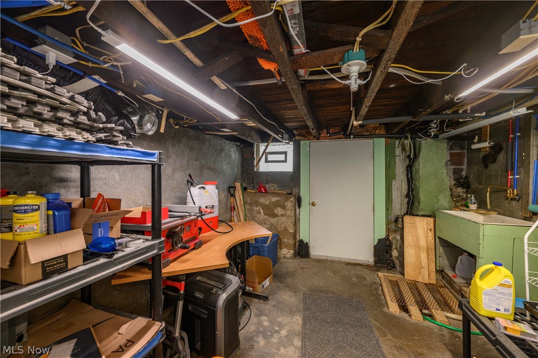372 Park Avenue SW Bolivar OH 44612