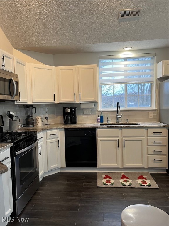 391 Vista Circle North Olmsted OH 44070